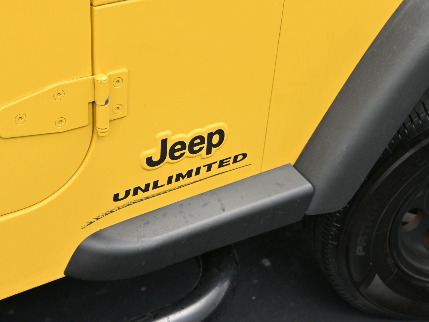 2004 Jeep Wrangler Unlimited Sport photo 4