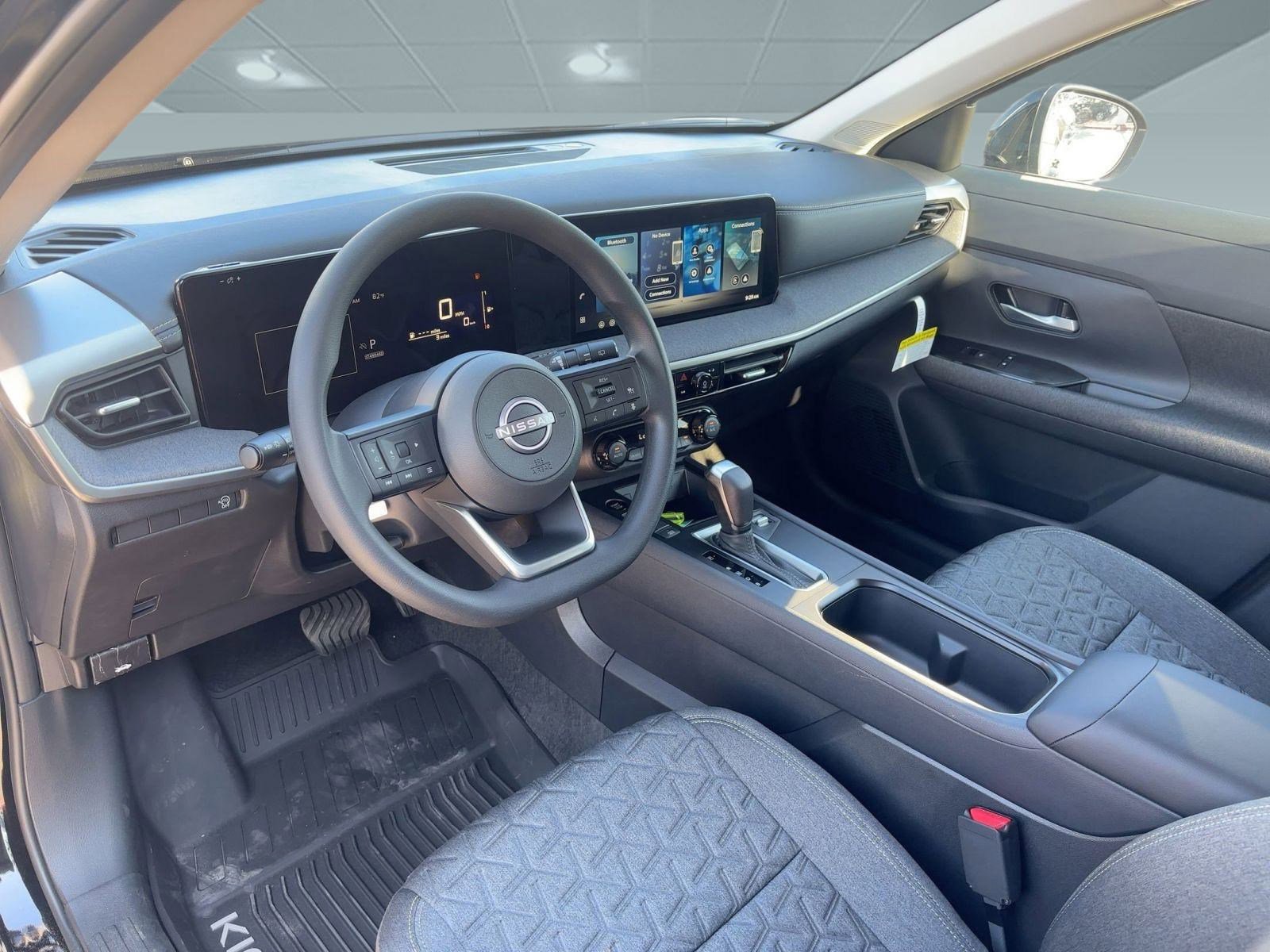 2026 Nissan Kicks SV photo 3