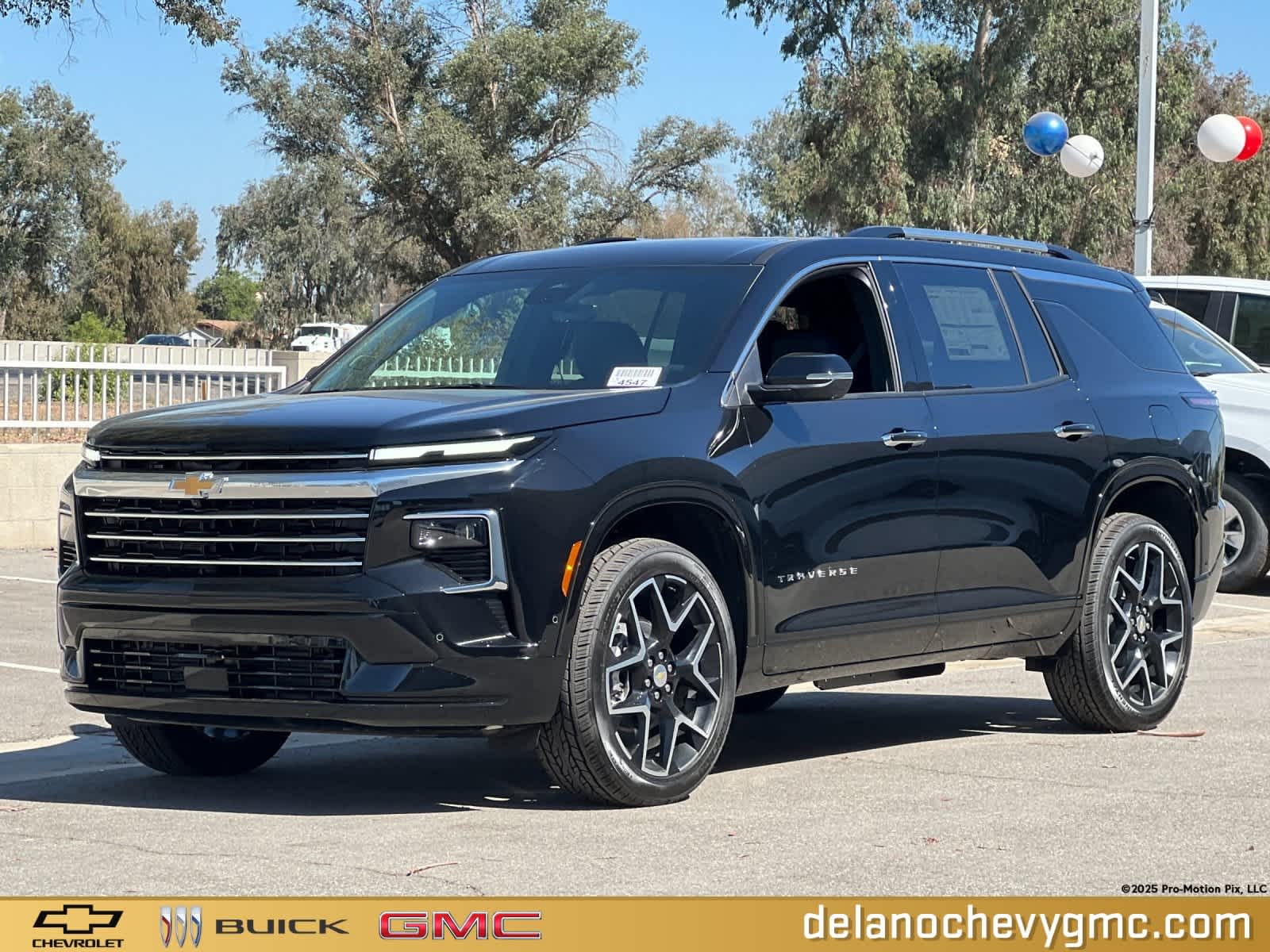 2025 Chevrolet Traverse High Country's photo