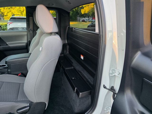 2023 Toyota Tacoma SR photo 17