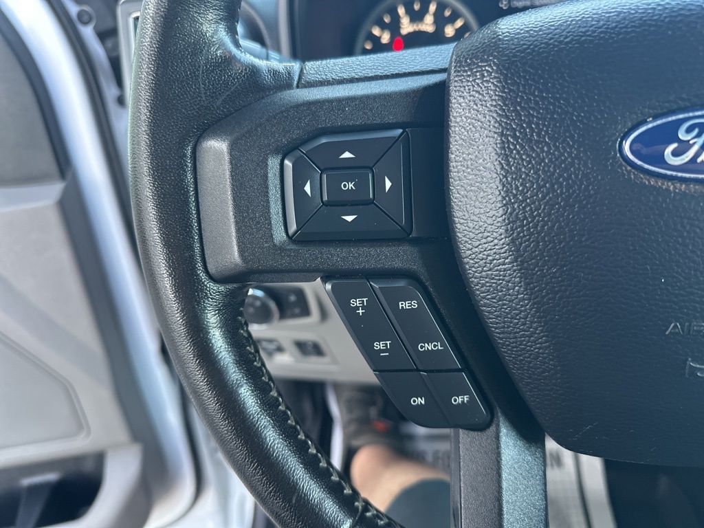 2019 Ford F-150 XLT photo 17