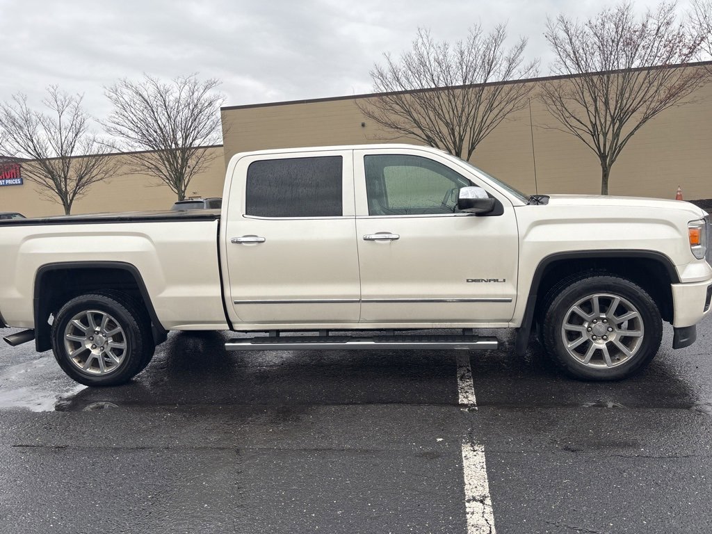 2015 Gmc Sierra 1500 Denali photo 2