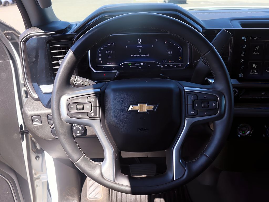 2023 Chevrolet Silverado 1500 LT photo 14
