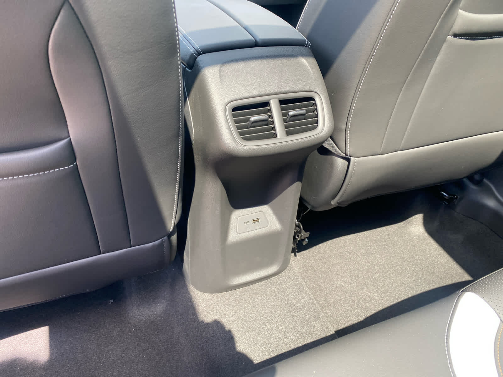 2025 Buick Envision Sport Touring photo 30