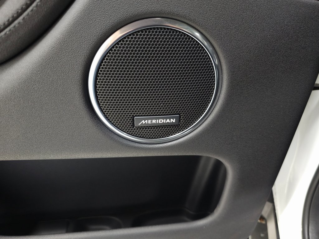 2025 LAND ROVER DISCOVERY SPORT - Image 15