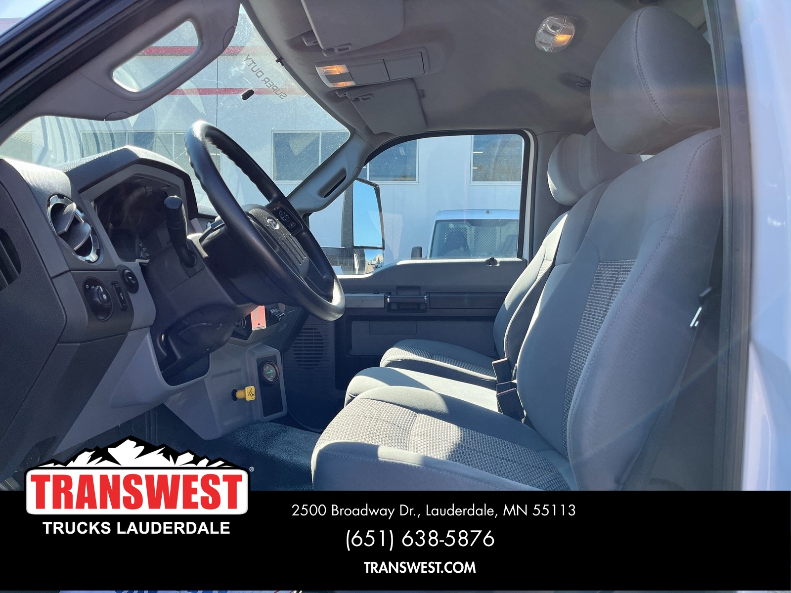 2019 Ford F-650 SuperCab Base photo 4