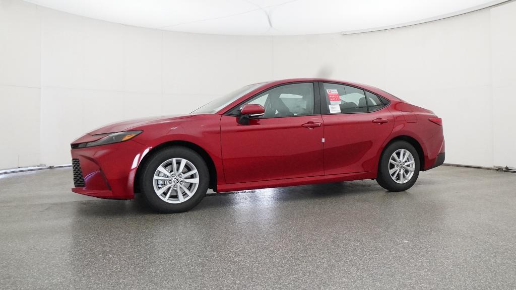 2026 Toyota Camry LE photo 8