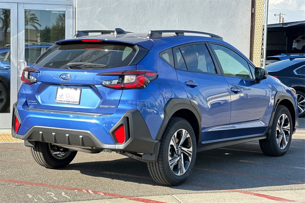 2025 Subaru Crosstrek Premium photo 4