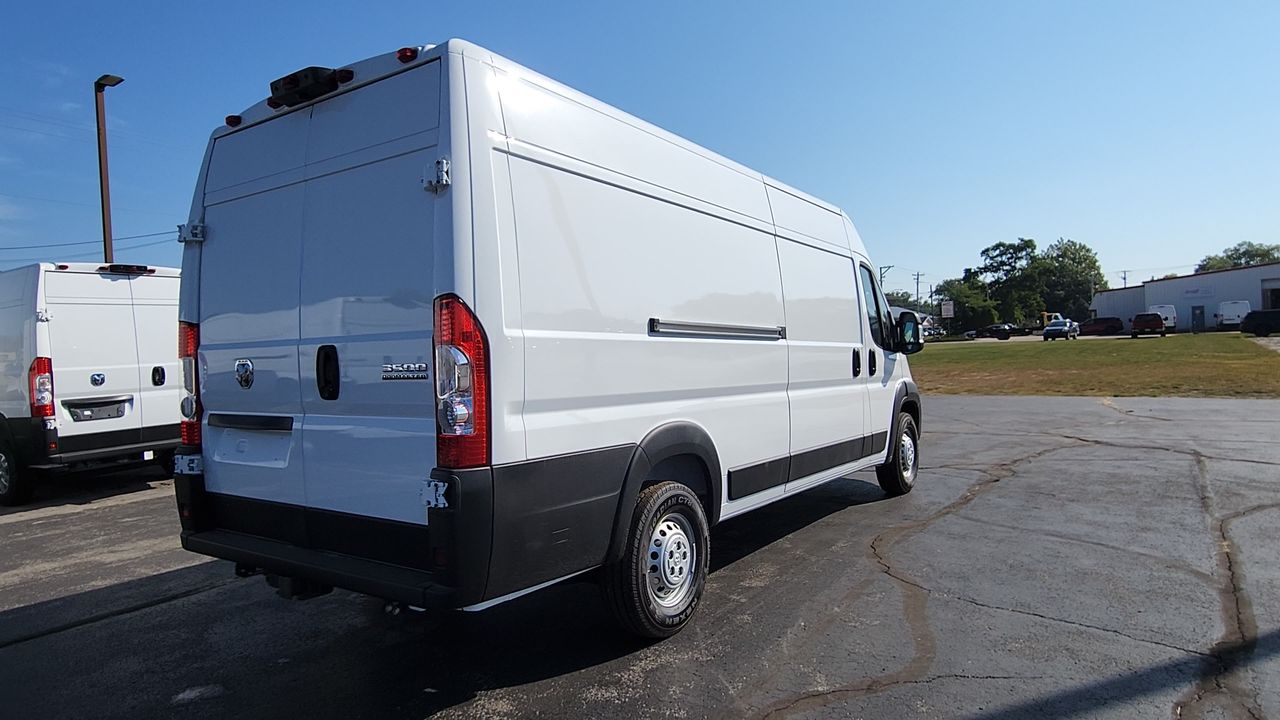 2026 Ram 3500 Tradesman photo 8