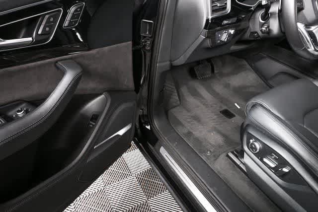 2017 Audi Q7 3.0T Prestige photo 8