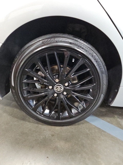 2020 Toyota Camry SE photo 40