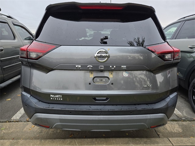 2021 Nissan Rogue SV photo 4