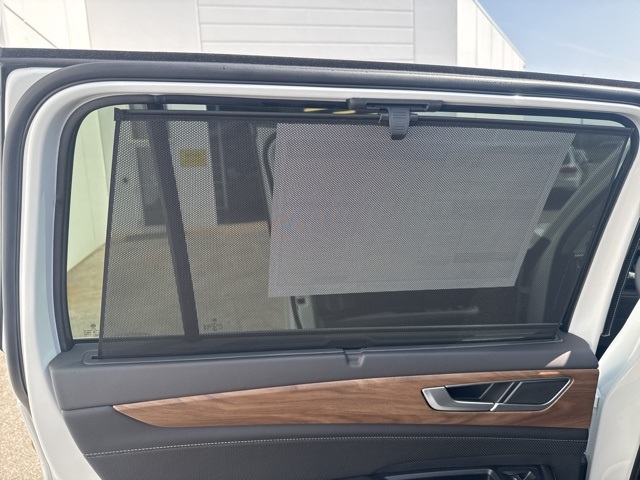 2026 Volkswagen Atlas SE Technology photo 22