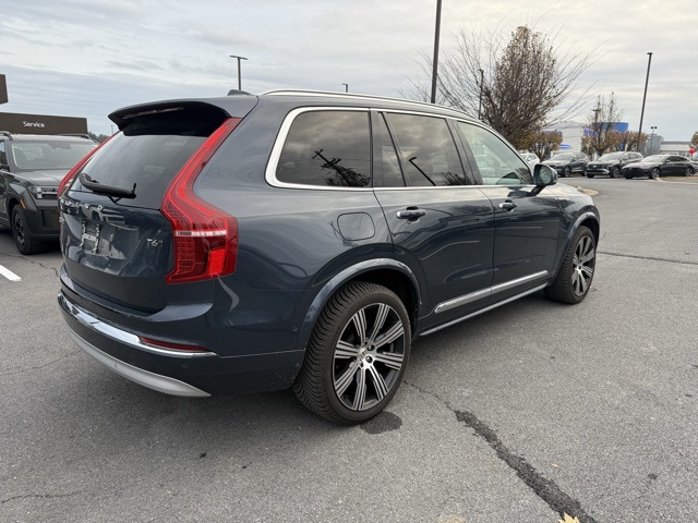 2022 Volvo XC90 T6 Inscription photo 2