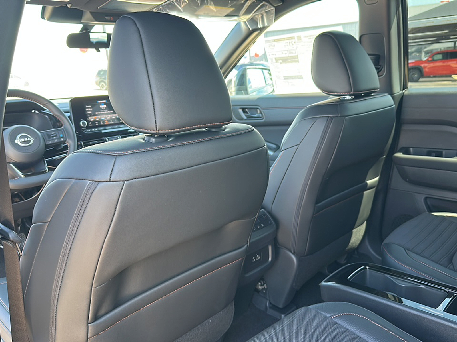 2025 Nissan Pathfinder Rock Creek photo 3