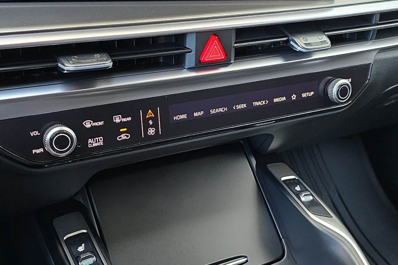 2025 Kia Sorento EX photo 17