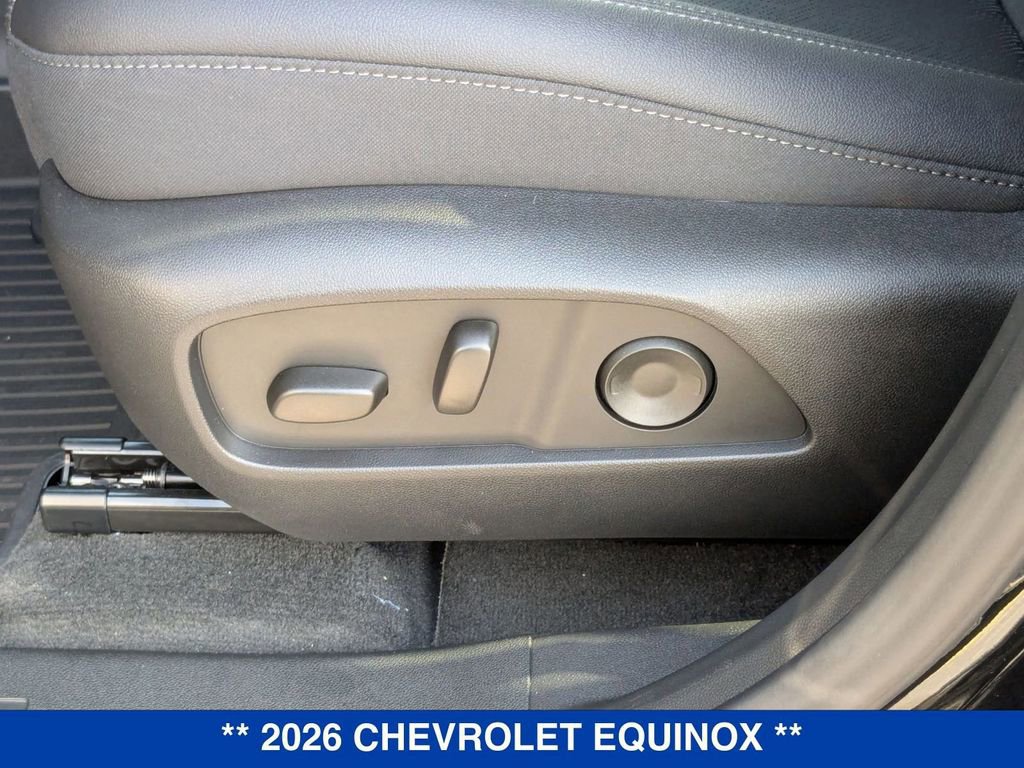 2026 Chevrolet Equinox LT photo 7
