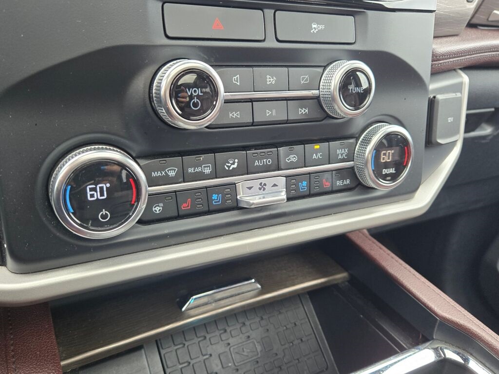 2023 Ford Expedition MAX Limited photo 25