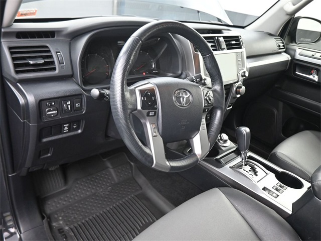 2024 Toyota 4Runner SR5 Premium photo 16