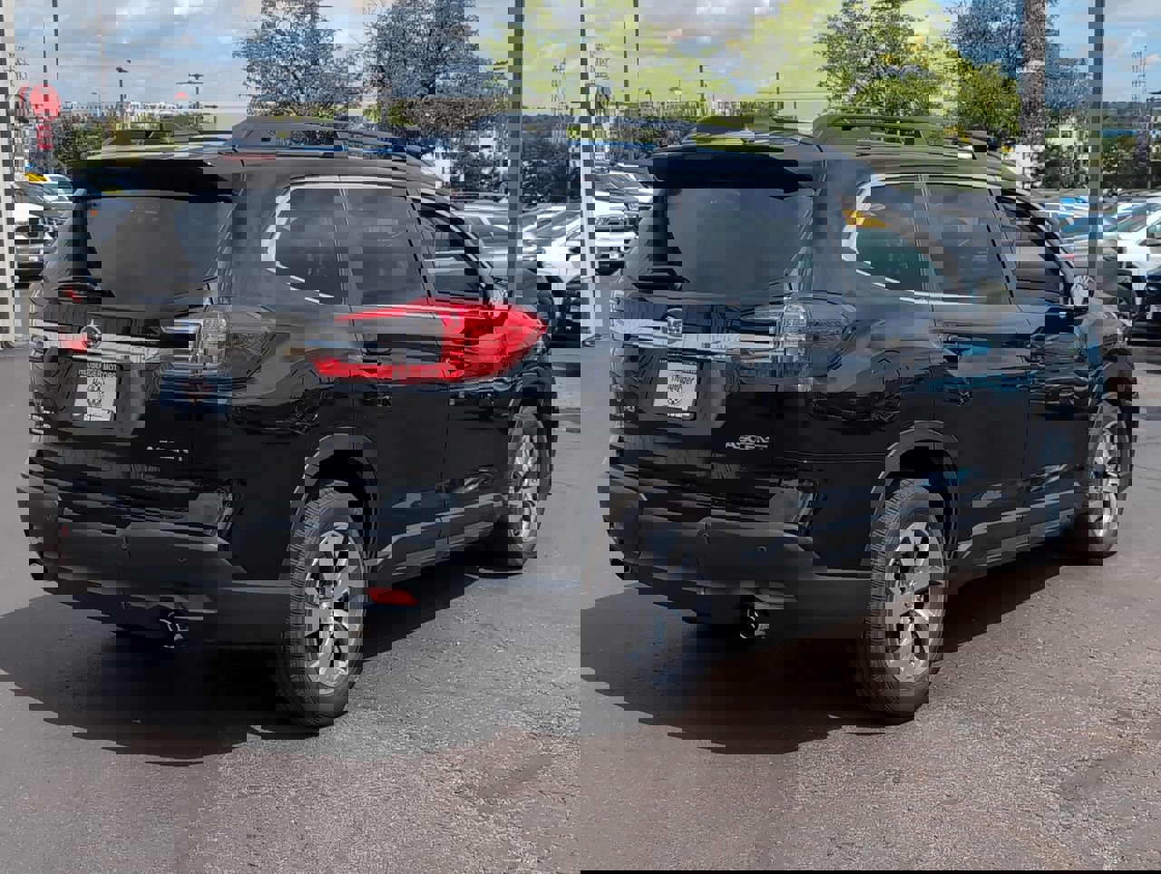 2024 Subaru Ascent Premium photo 7