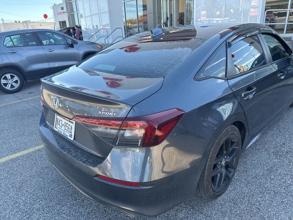 2025 Honda Civic Sport photo 3