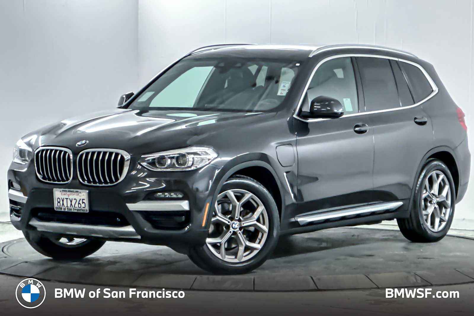 2021 BMW X3 30e's photo