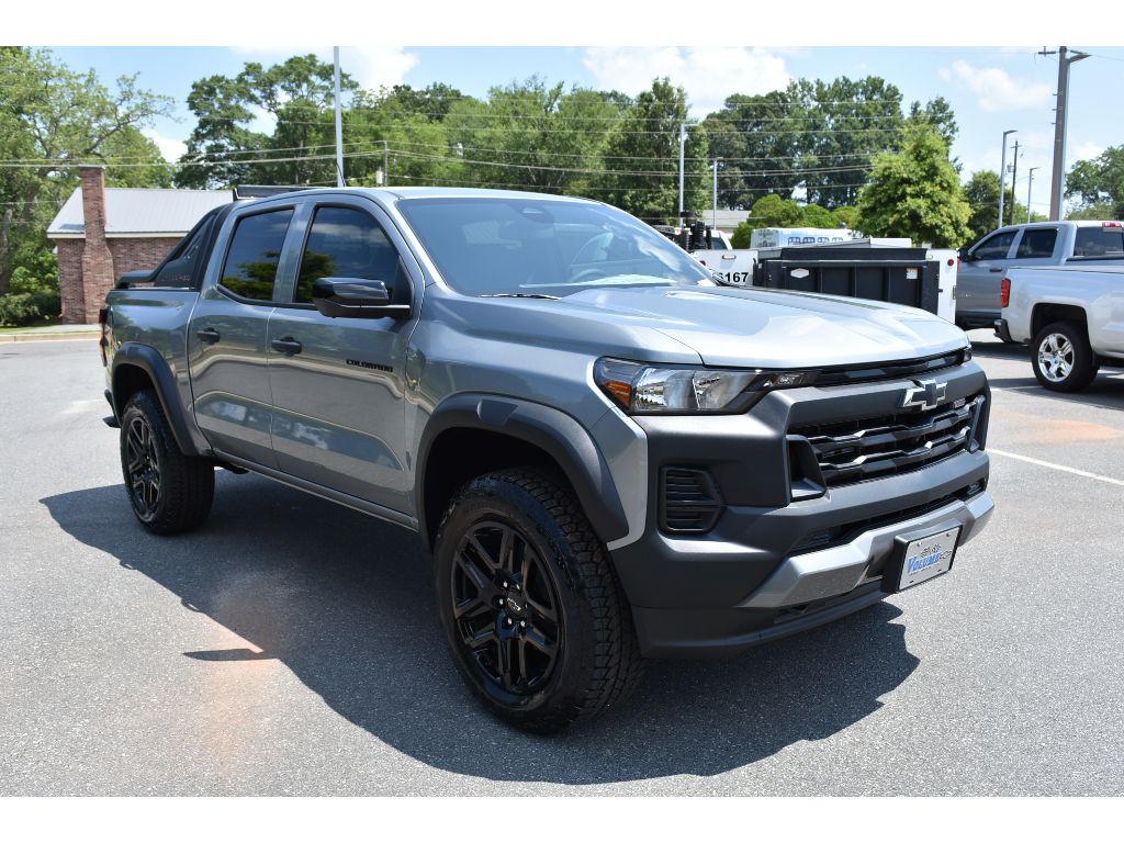 2025 Chevrolet Colorado Trail Boss photo 5