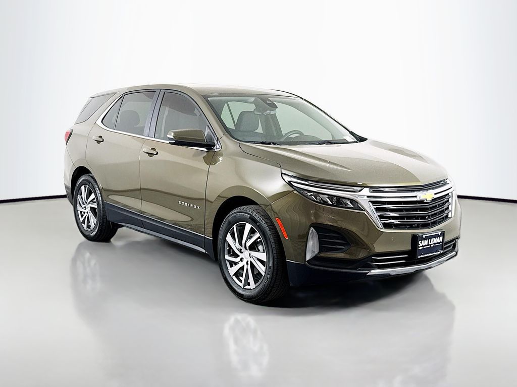 2023 Chevrolet Equinox LT's photo