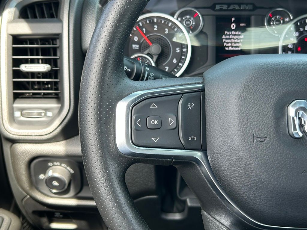 2025 Ram 1500 Tradesman photo 31