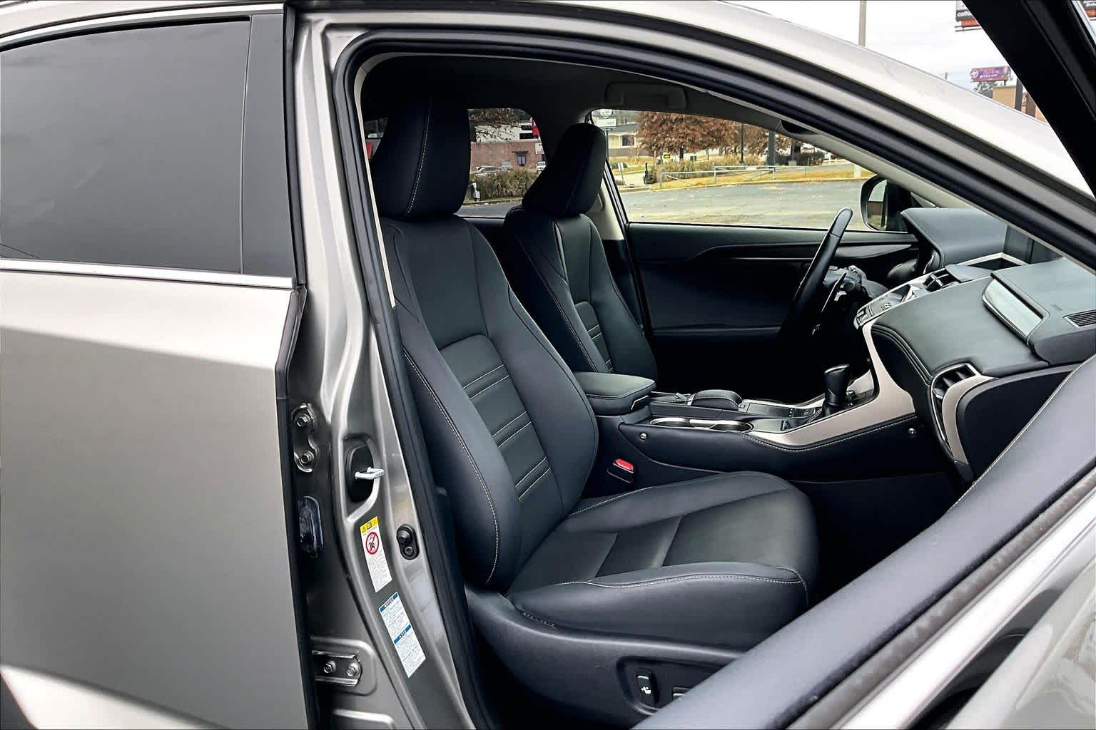 2020 Lexus NX Hybrid 300h - Photo 9