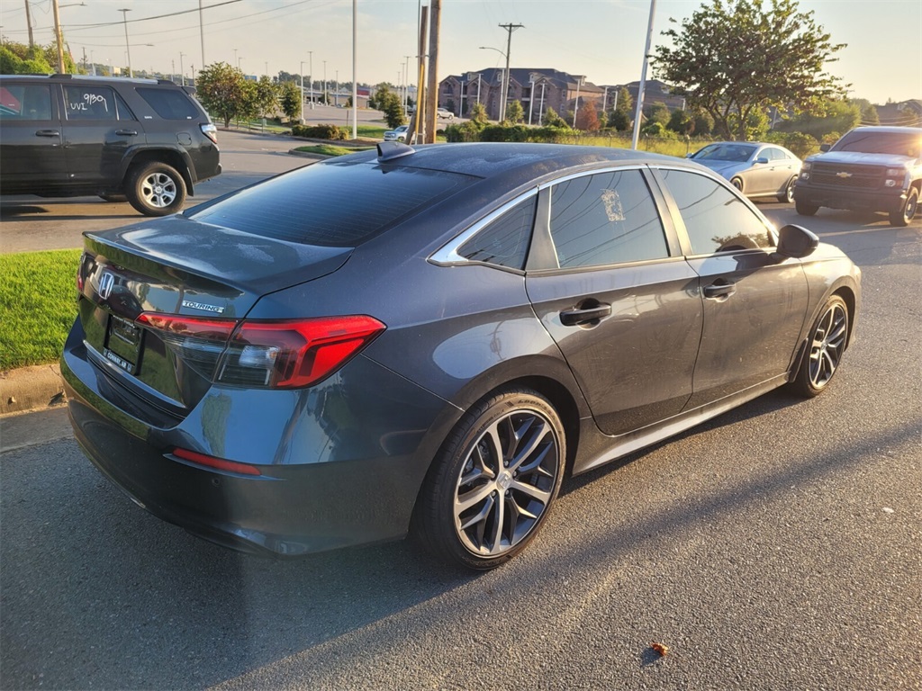 2024 Honda Civic Touring photo 2