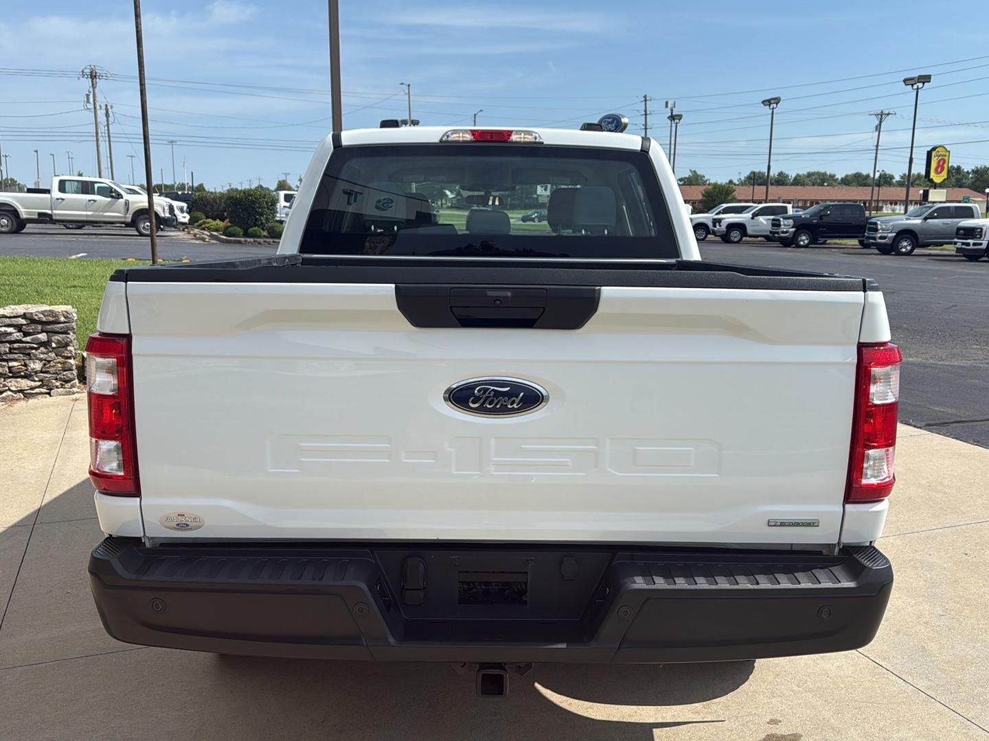 2022 Ford F-150 FX4 photo 9