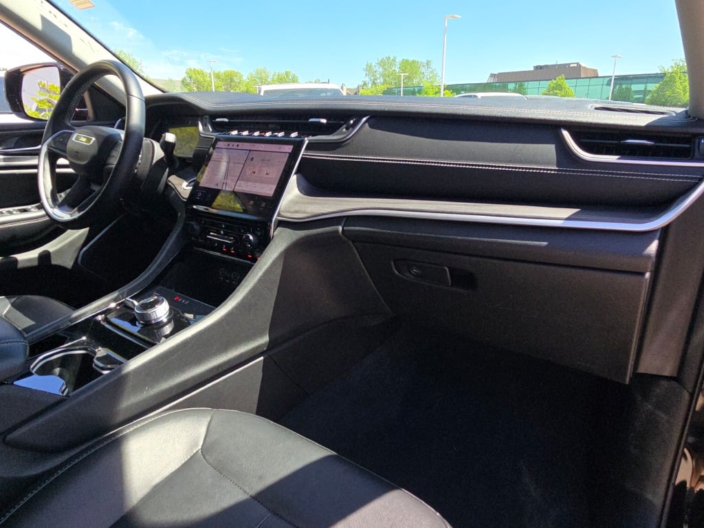 2022 Jeep Grand Cherokee Limited photo 8
