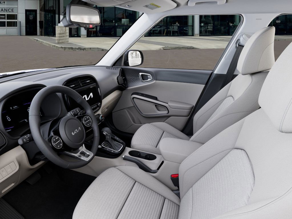 2025 Kia Soul EX photo 13