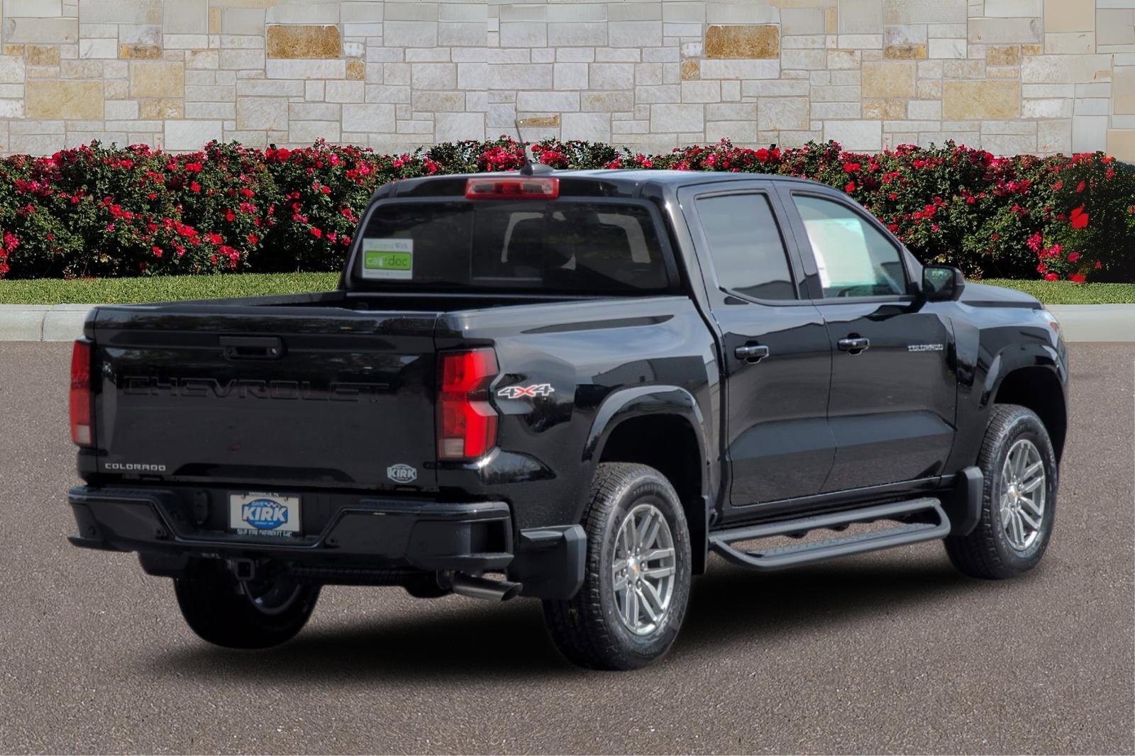2026 Chevrolet Colorado LT photo 3