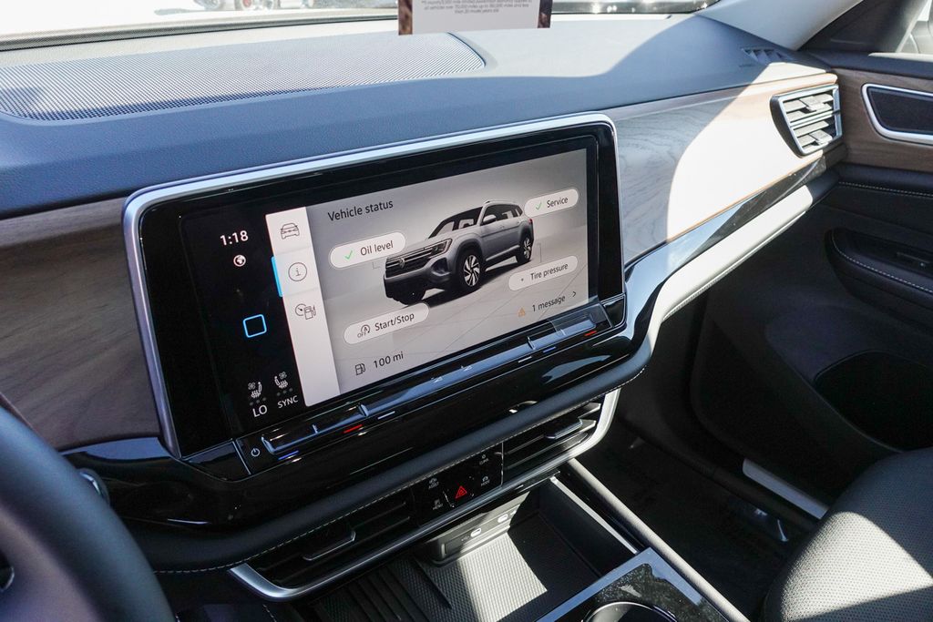 2026 Volkswagen Atlas SE Technology photo 20