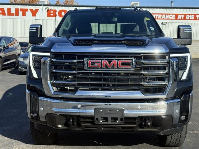 2024 Gmc Sierra 3500 HD SLT photo 2