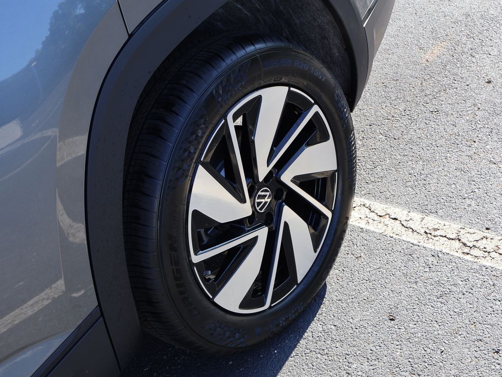 2025 Volkswagen Atlas SE Technology photo 37