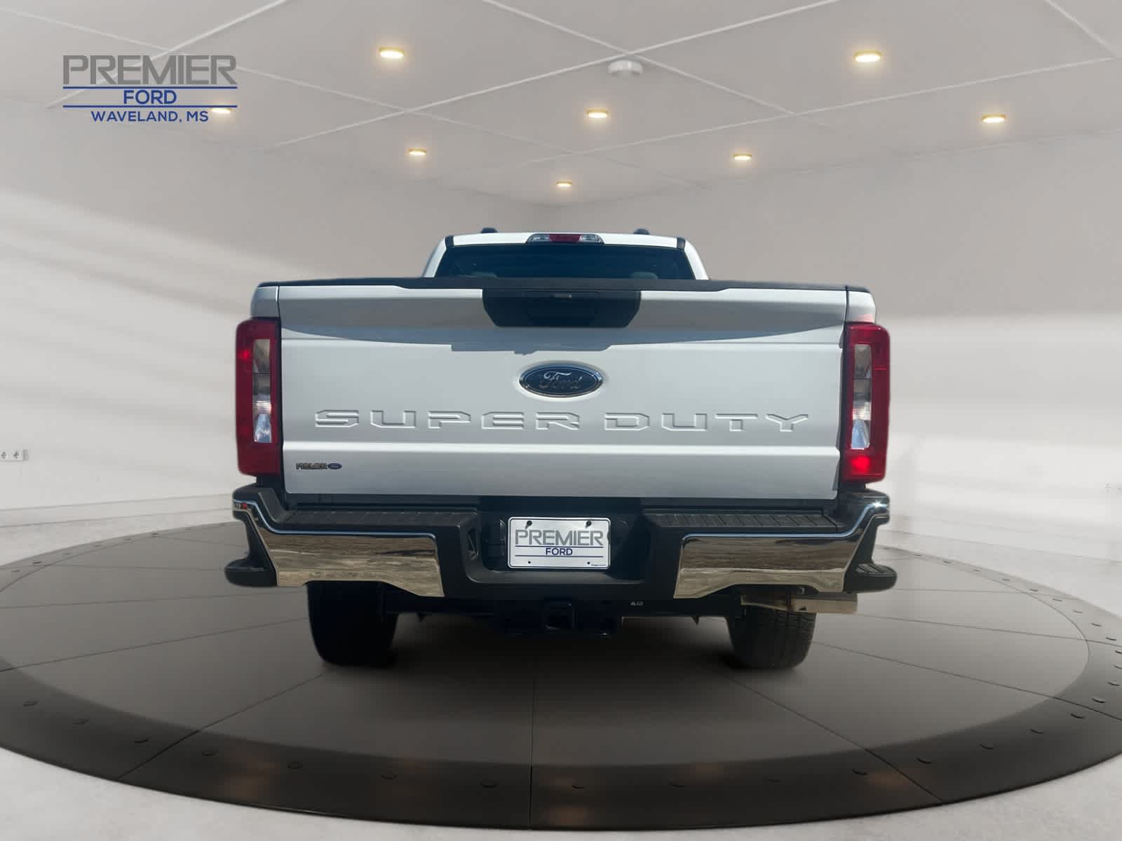 2026 Ford F-250 XL photo 4