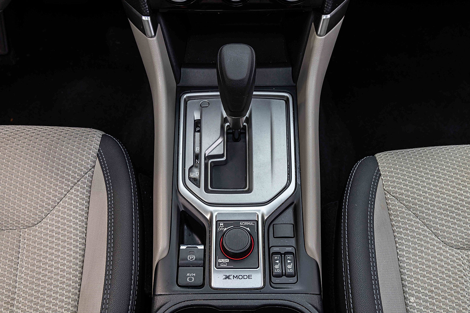 2020 Subaru Forester Premium photo 12
