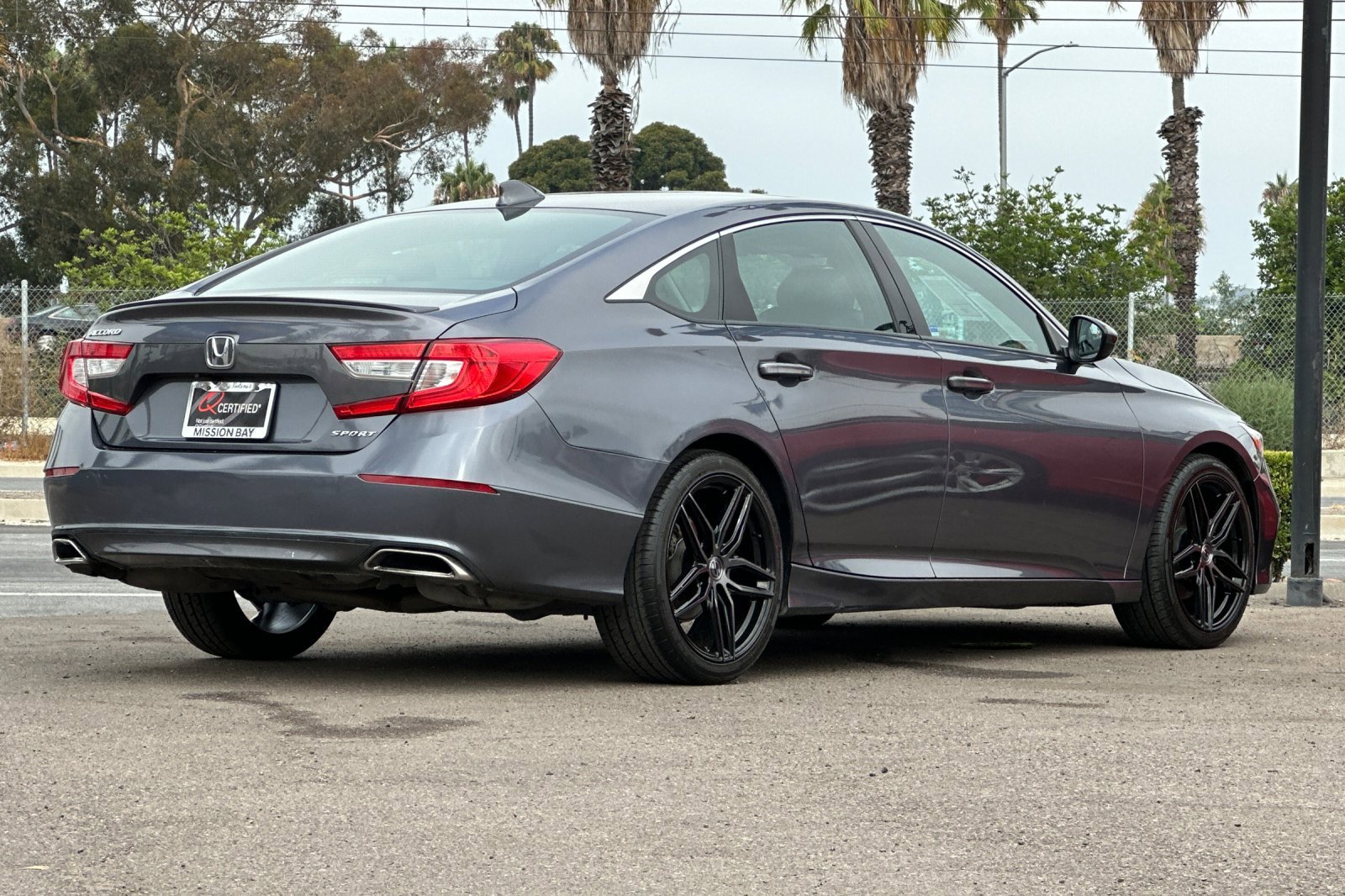 2020 Honda Accord Sport photo 2