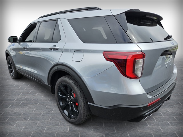 2024 Ford Explorer ST photo 5