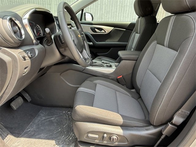 2025 Chevrolet Blazer 2LT photo 15