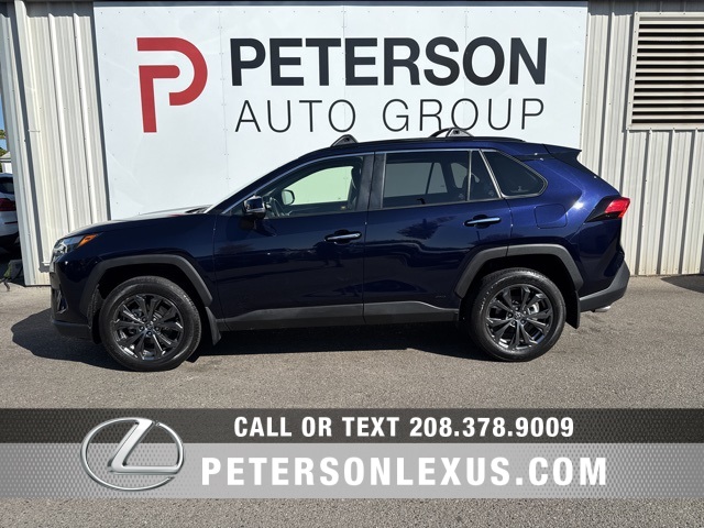 2023 Toyota RAV4 Hybrid Limited photo 4