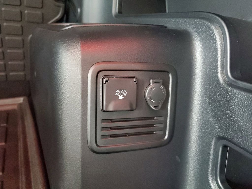 2024 Toyota 4Runner SR5 photo 8