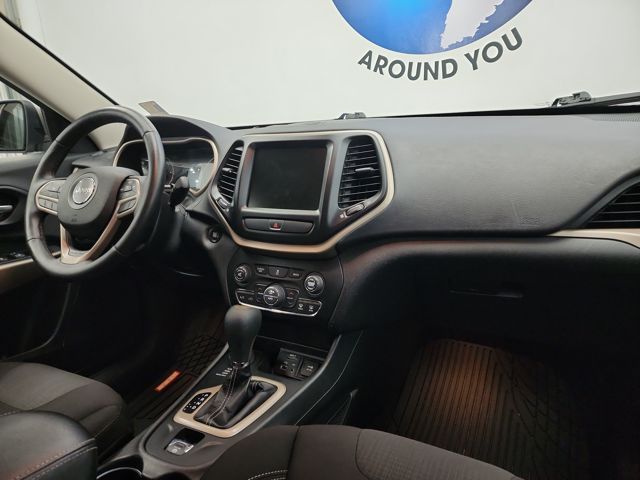 2017 Jeep Cherokee Latitude photo 22