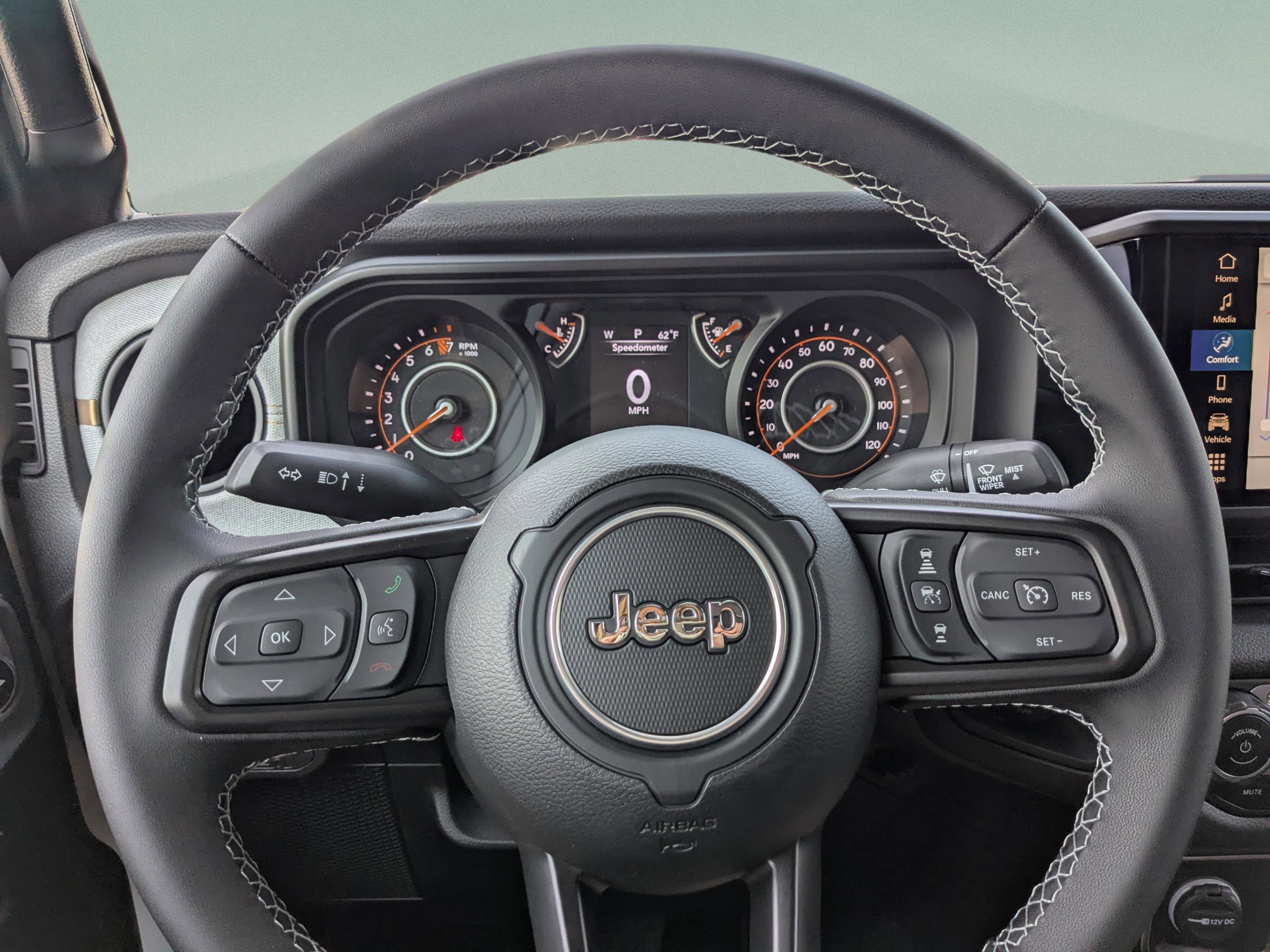 2025 Jeep Gladiator Sport S photo 32