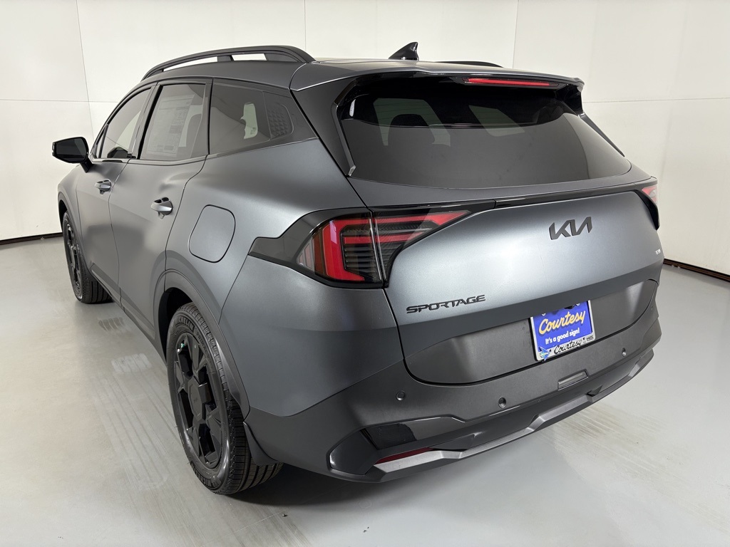 2026 Kia Sportage Plug-In Hybrid X-Line photo 4