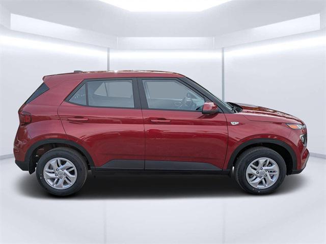 2026 Hyundai Venue SE photo 2