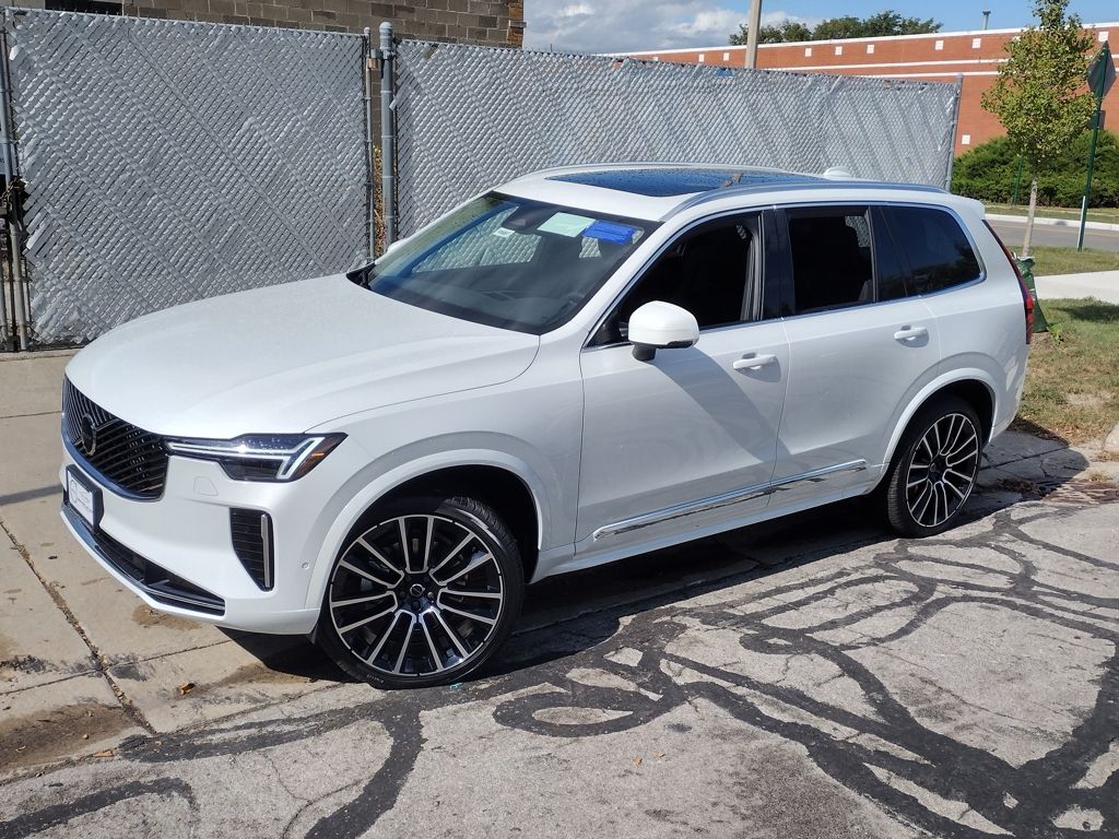 2026 VOLVO XC90 - Image 2